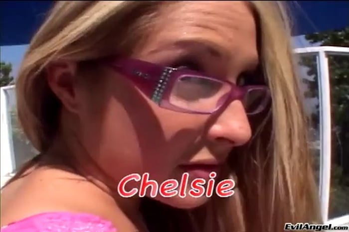 Chelsie Rae in Face Fucking Inc 01