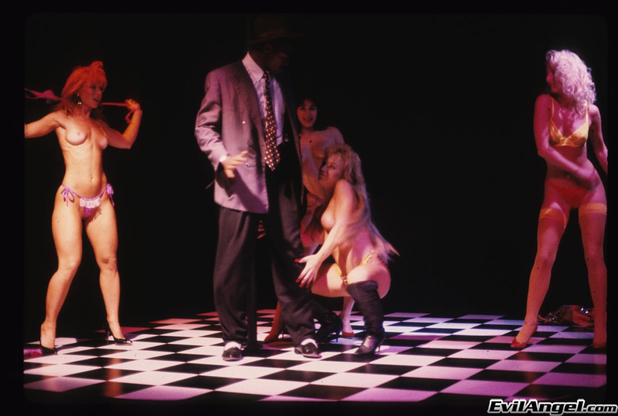 Nina Hartley - Shadow Dancers | Picture (2)