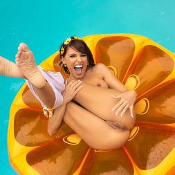 Summer Sluts 2