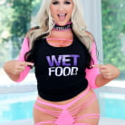 Alena Croft in 'MILF's 7-Boner Blowbang!'