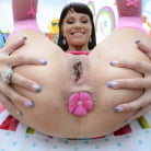 Alysa in 'Anal Gaping Sluts'