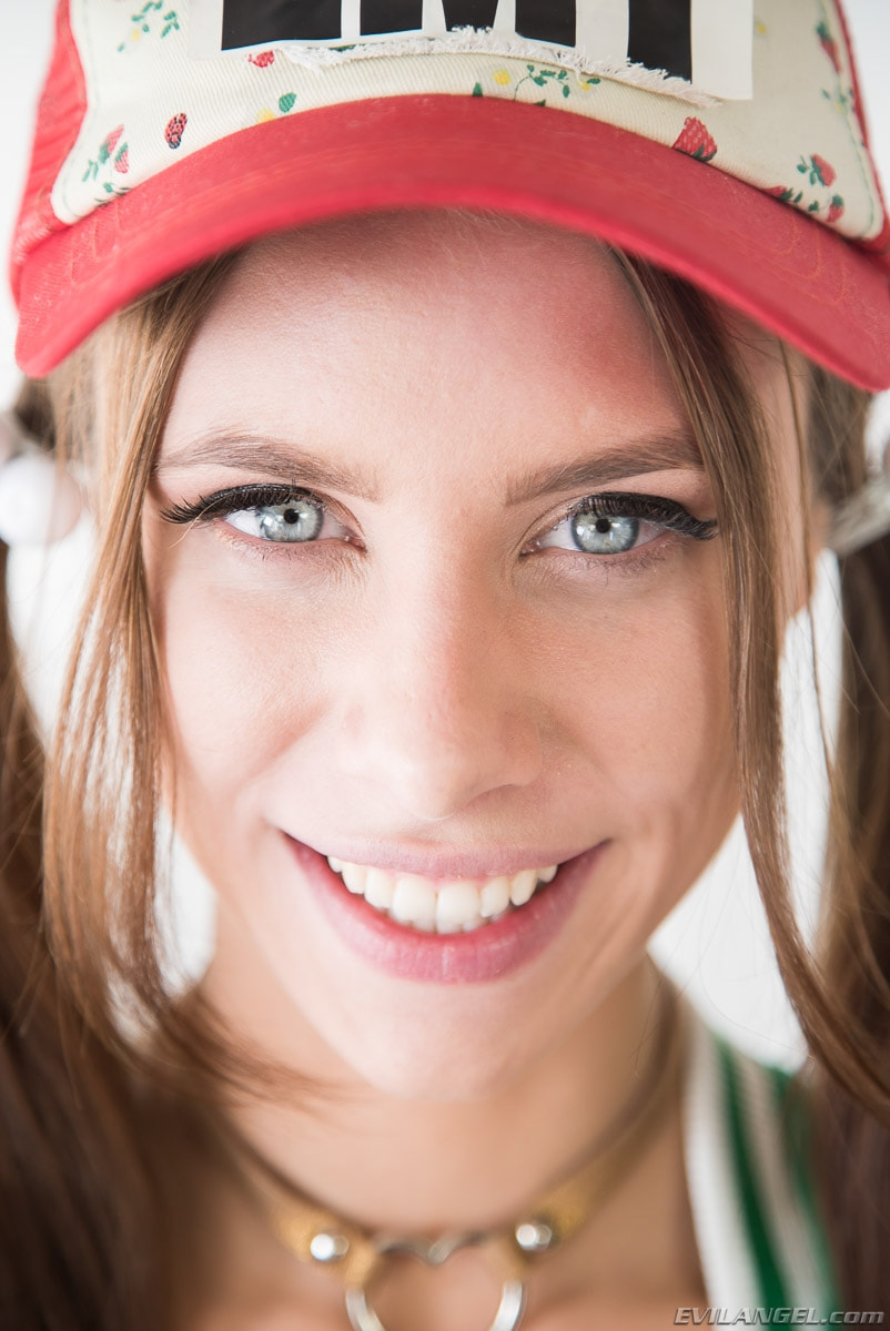 Hookup Hotshot: Extreme Dating