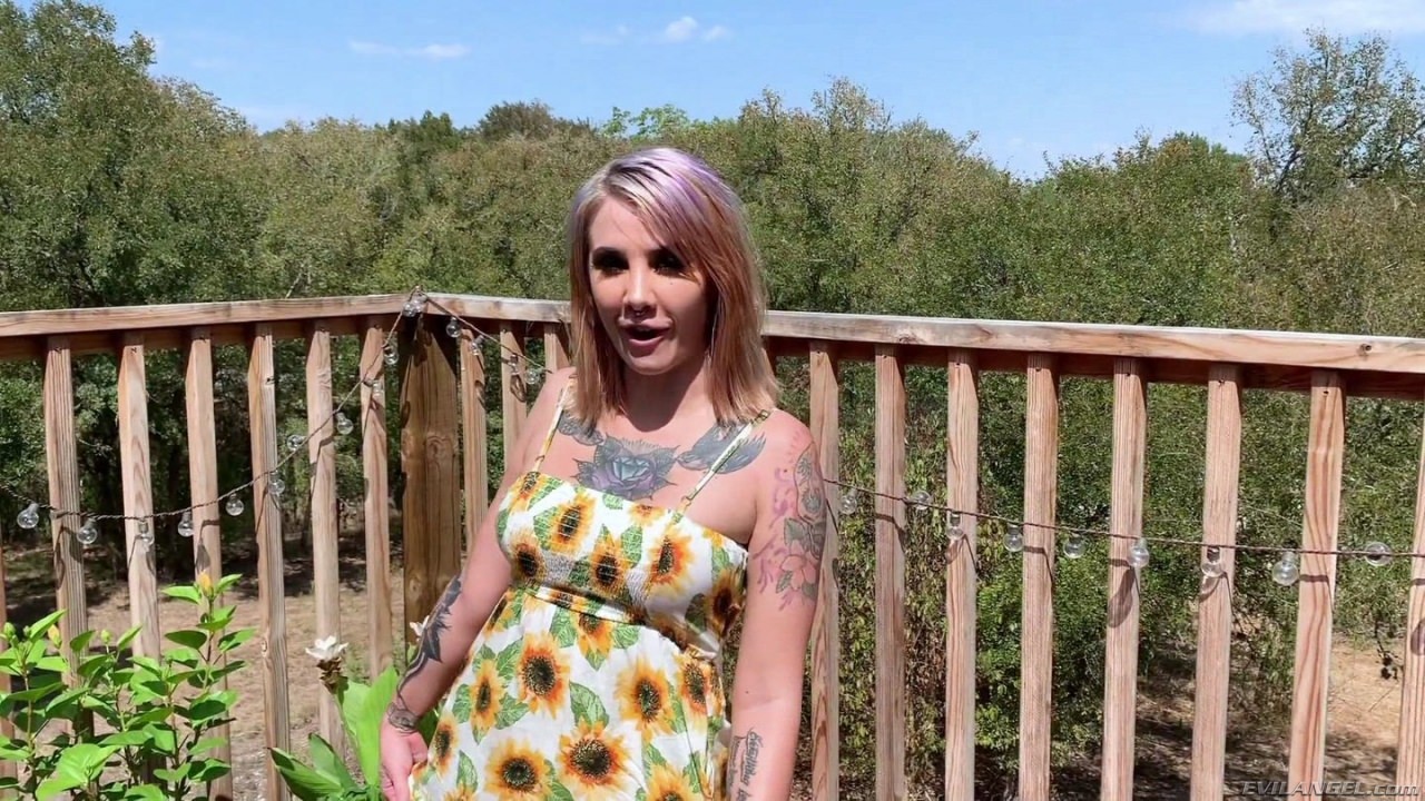 Ashlie Lotus