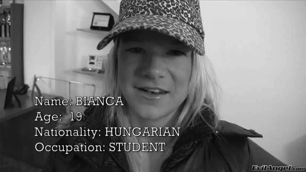 Bianca Lovely - Punto de vista de Rocco 4 | Picture (1)