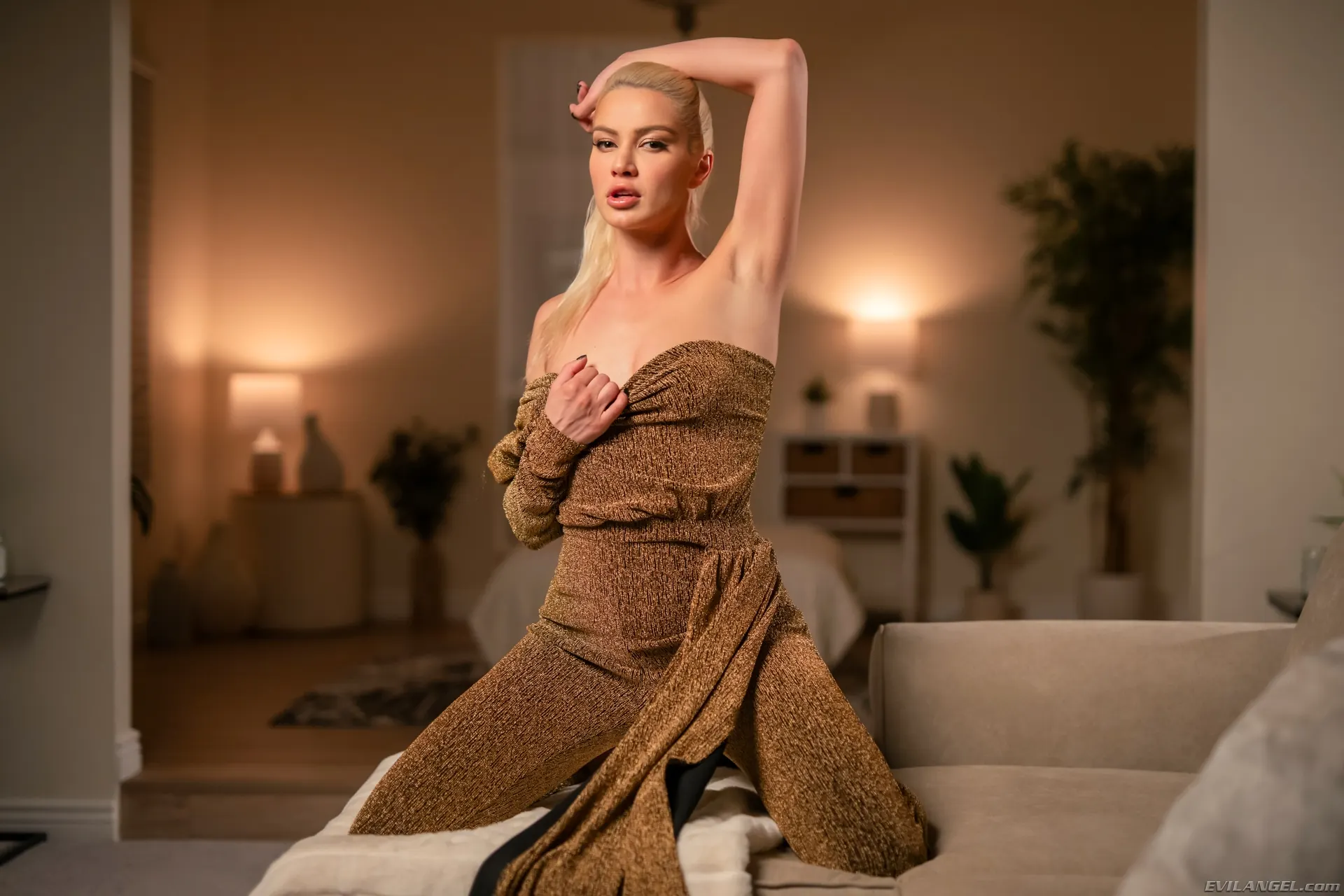 Cherry Kiss - CHERRY KISS Anal Addict's Wet Hookup | Picture (4)