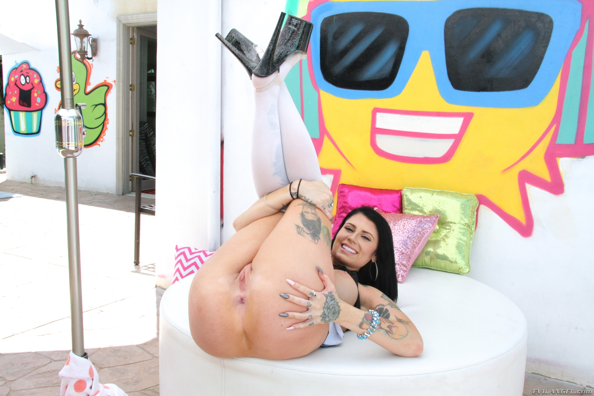 Tattooed Anal Sluts 3