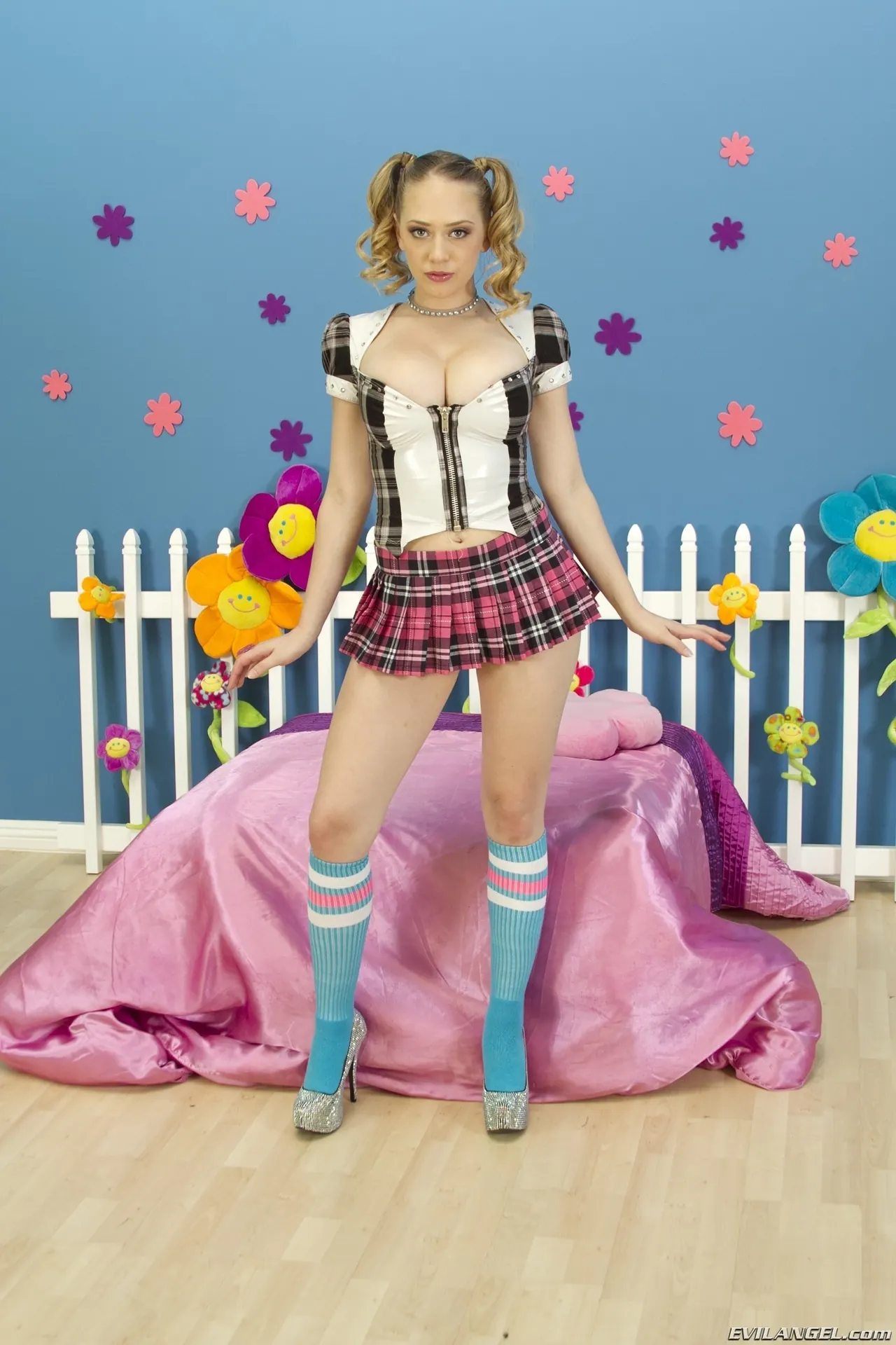 Kagney Lynn Karter - Amantes de la boca abierta 7 | Picture (1)