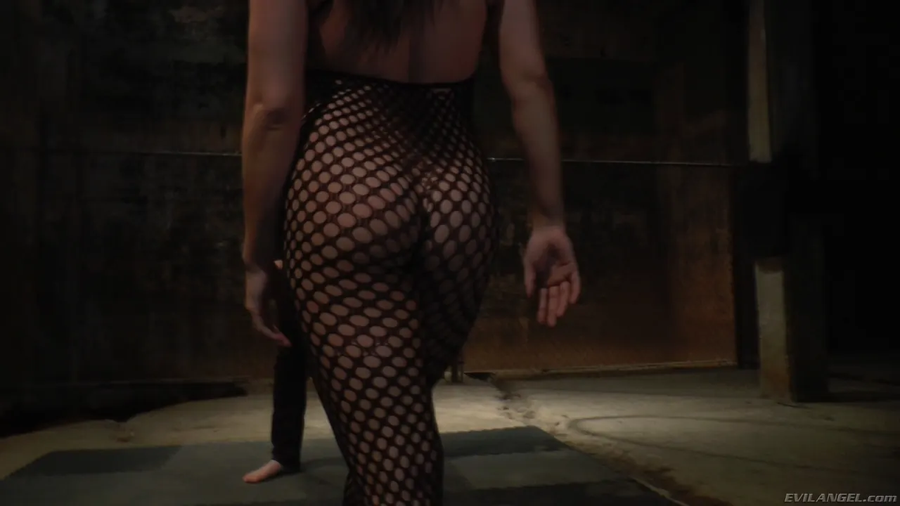 Lea Lexis - Voraz - Temporada 2 Episodio 14 | Picture (7)