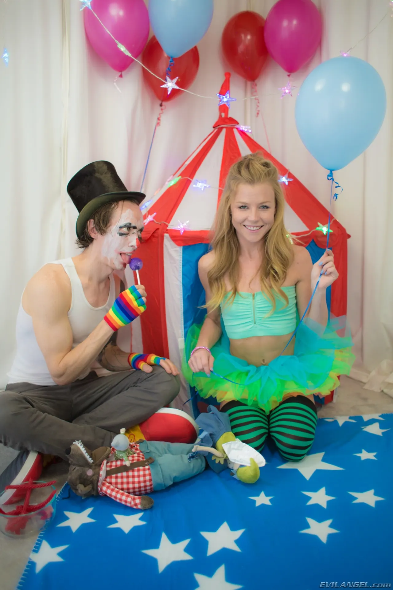 Nicole Clitman - Hijos de puta espeluznantes | Picture (77)