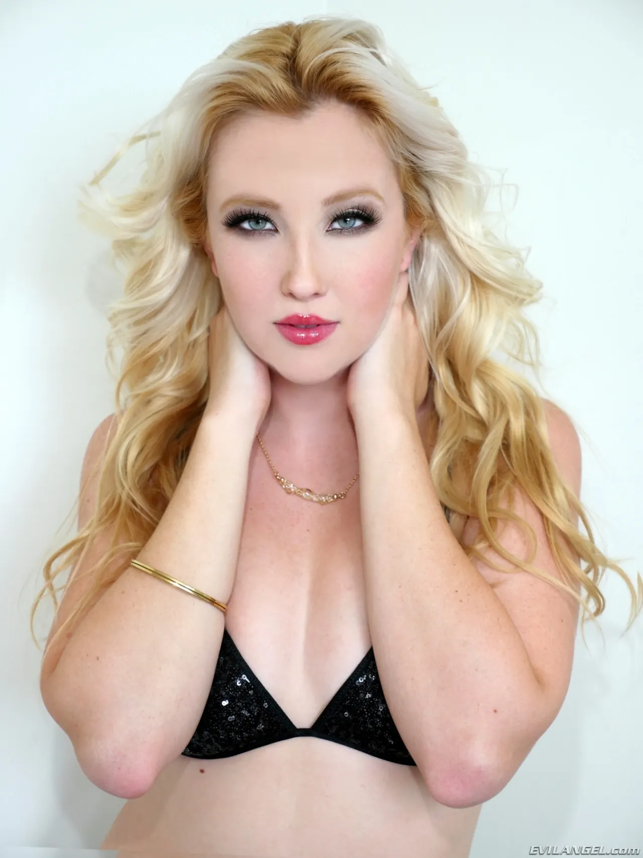 Samantha Rone - Wet Food 7 | Picture (7)