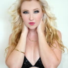 Samantha Rone in 'Wet Food 7'