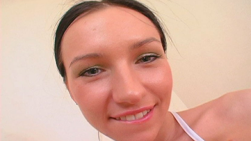 Winking 101 in Russia