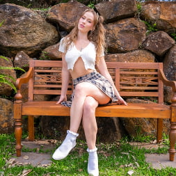 Outdoor Fuck In The Park
