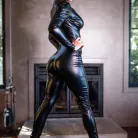 Scarlet Chase in 'Purring Pussy'